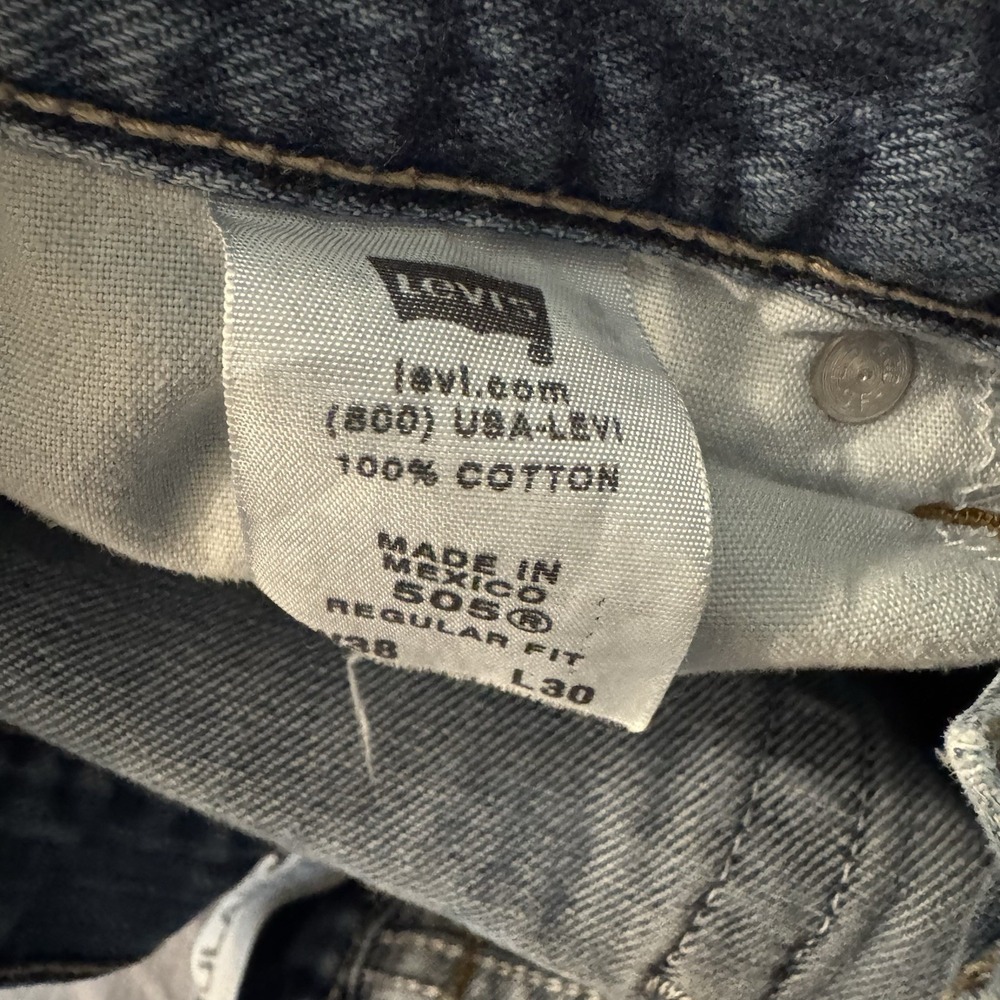 Levi's 505 Regular Fit Men's Jeans Size 38x30 100% Cotton Non-Stretch - Picture 4 of 8